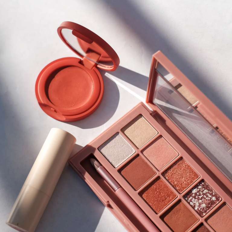 Bouncing Blush On – OEM Blush Manufacturing by COLORCOS Thailand